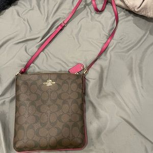 Coach messenger cross body